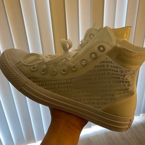 Unique see-through Converse